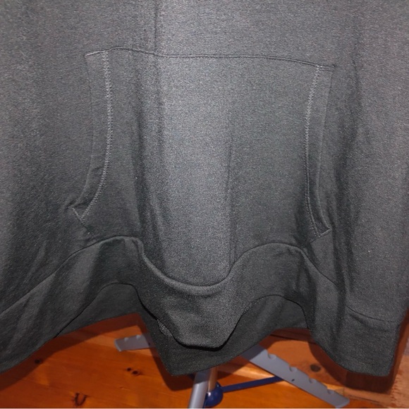 Women’s Mossimo Hooded Tank - Picture 5 of 8